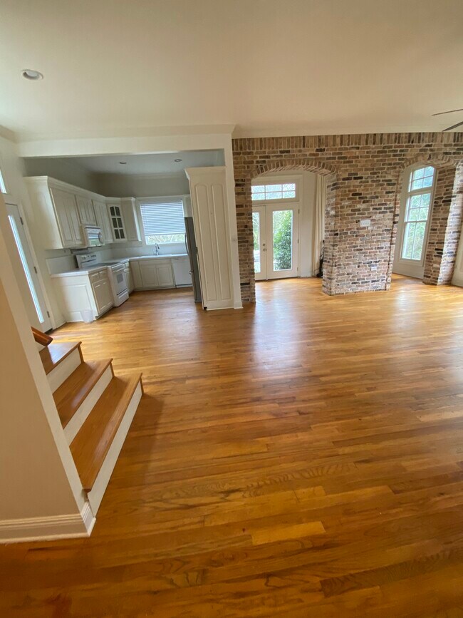 Building Photo - 1602 Cypress Ln