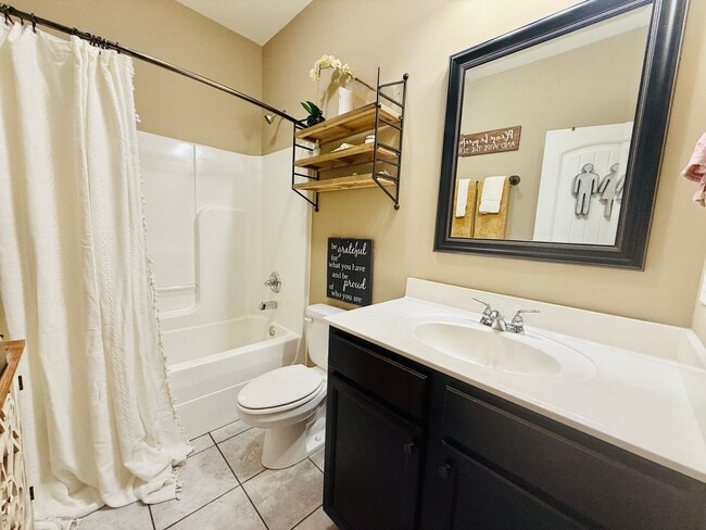 Building Photo - Black Creek Station – Just 8 Minutes from ...