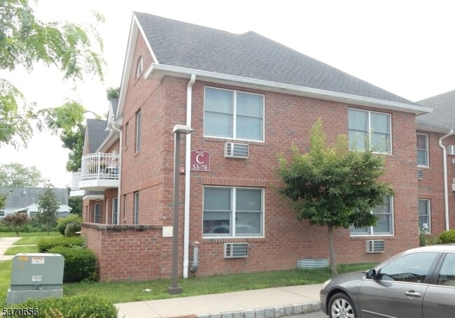 Building Photo - 59 Jane Dr