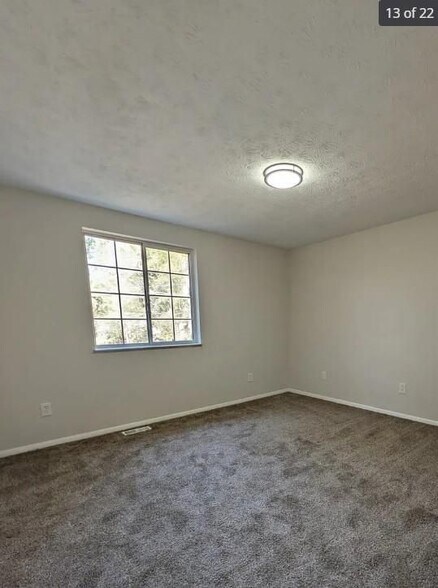 Building Photo - 3414 Dearwood Dr SW