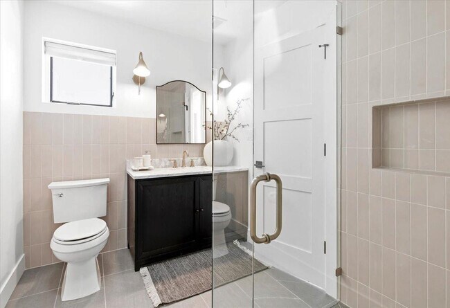 Building Photo - 3631 N 54th Ct