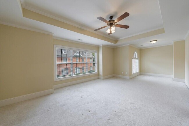 Building Photo - 10293 Midway Ave