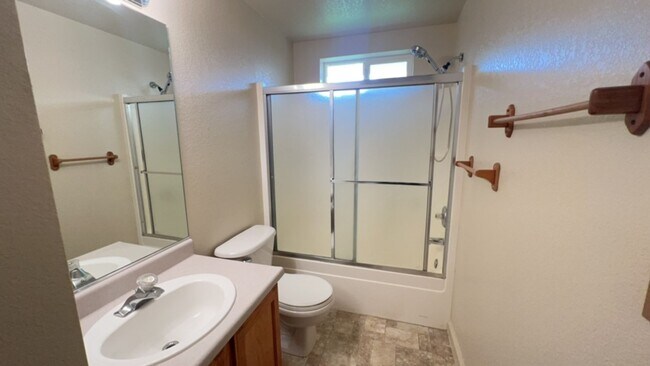 Building Photo - 1325 Chichester Dr