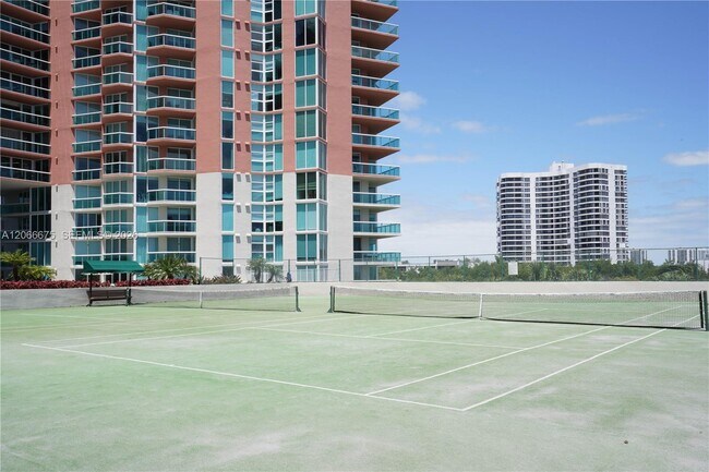 Building Photo - 3370 Hidden Bay Dr