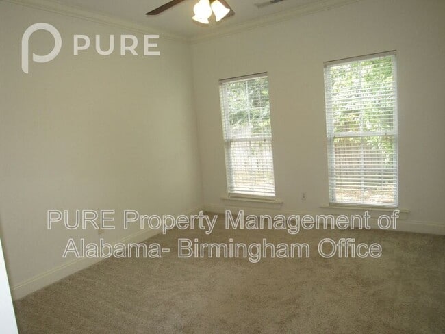 Building Photo - 182 Little John Cir