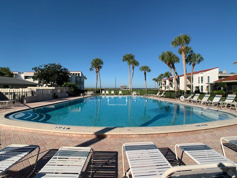 Building Photo - 500 Park Blvd S