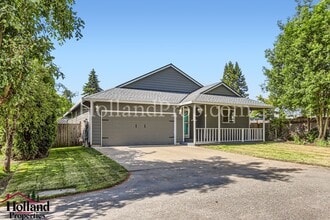 Building Photo - Charming & Spacious 3-Bed, 2-Bath Home in Peaceful North Plains!