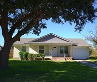 Building Photo - 4206 Prothro Ave