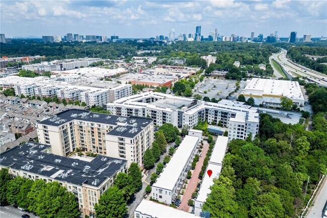 Building Photo - 721 Taylor Ct