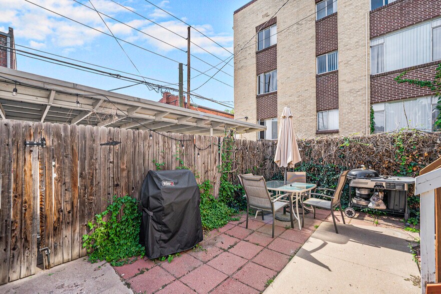 Building Photo - 1214 N Pearl St