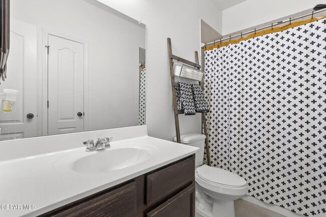 Building Photo - 14828 Tierra Escape Ave