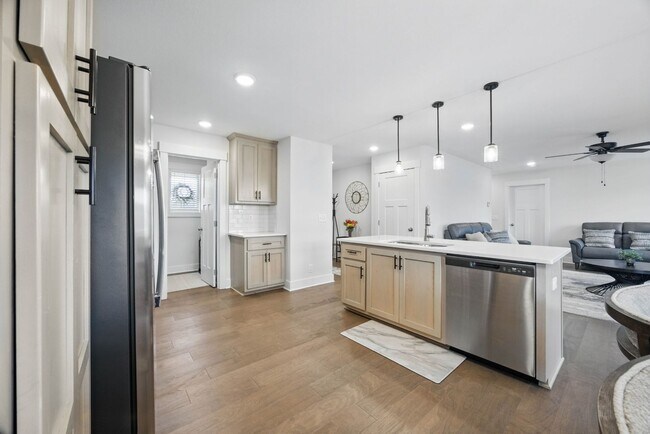 Building Photo - COMING SOON -Newer home in Sterling Acre Farms Waiting to be Called home Today!