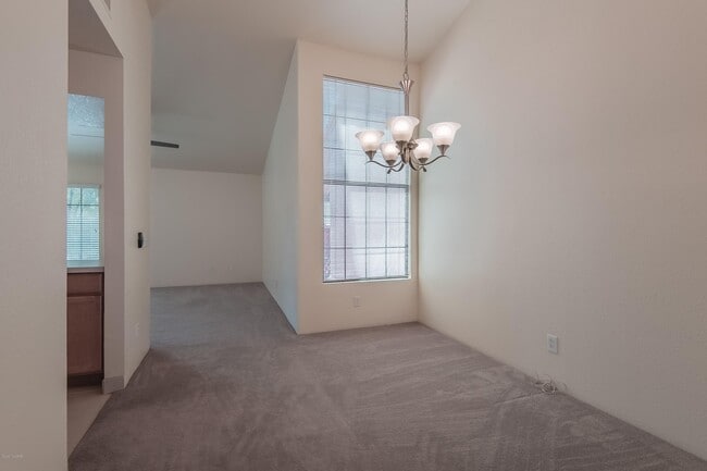 Building Photo - 6441 N Tierra De Las Catalinas