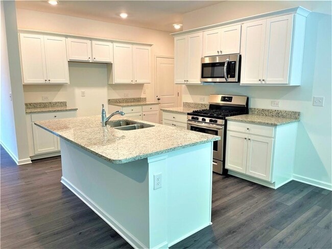 Building Photo - 270 Rivulet Dr