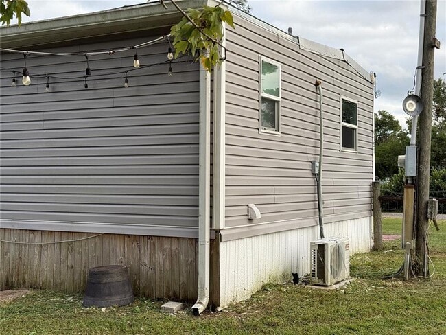 Building Photo - 4153 Fanny Bass Rd