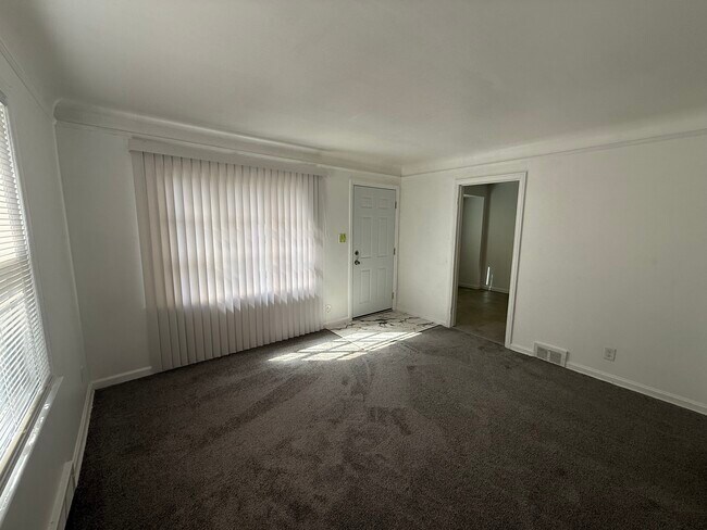 Building Photo - 16083 Manning St