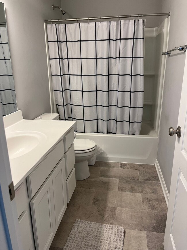 Building Photo - 2018 Poloview Pl