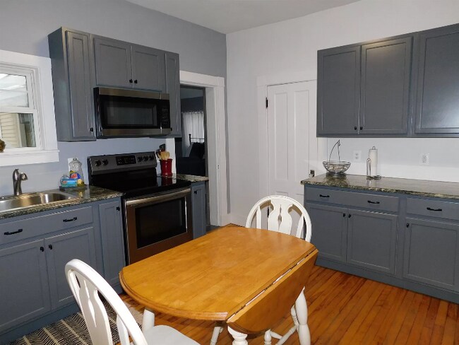 Building Photo - 46 Kingsley Ave