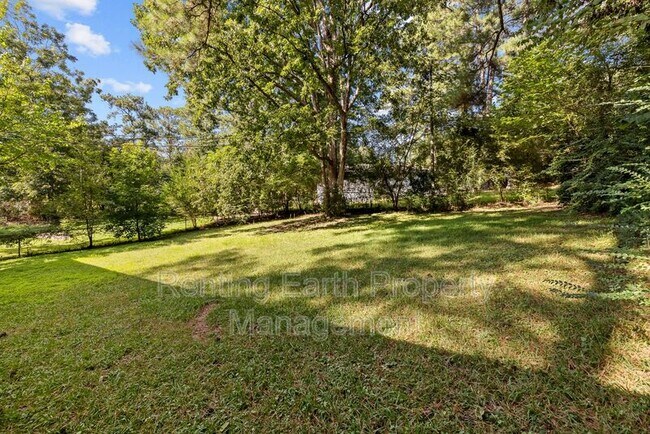 Building Photo - 9805 Red Mill Rd