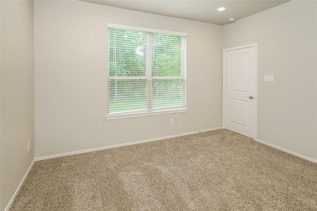 Building Photo - 603 Cherokee Dr