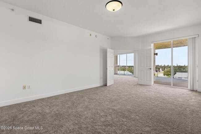Building Photo - 807 Mystic Dr