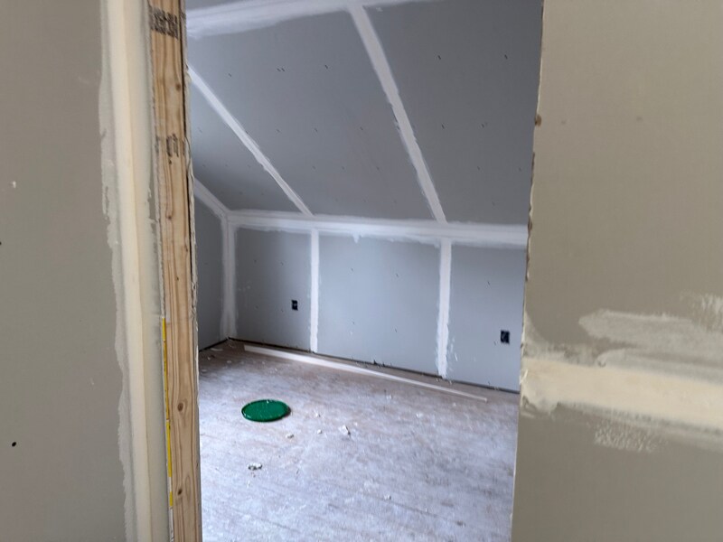 Building Photo - 952 South St