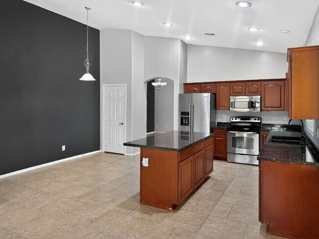 Building Photo - Single level, 4 bed 2 bath in Gilbert