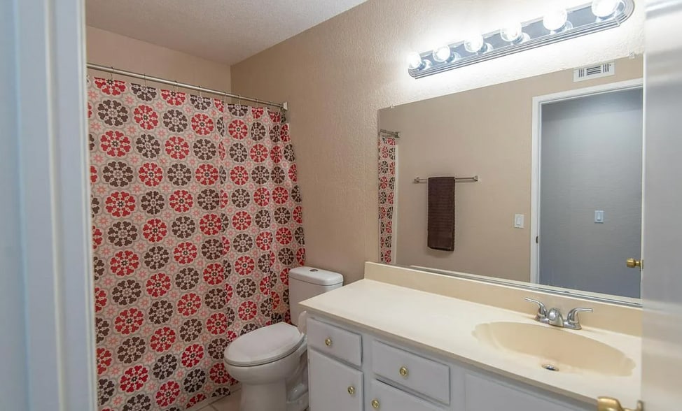 Building Photo - 6651 Morocco St