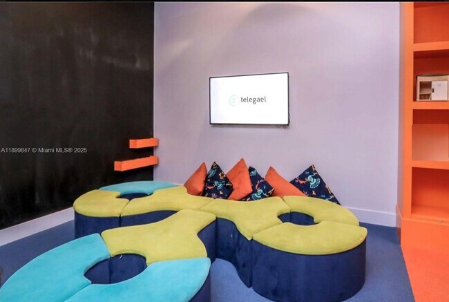 Building Photo - 17111 Biscayne Blvd