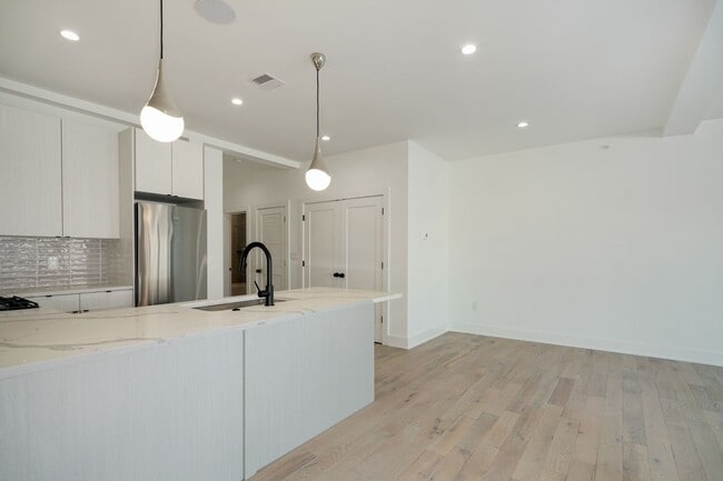 Building Photo - Newly Constructed Apartments in South Philly