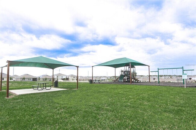 Building Photo - 1892 Basenji Dr