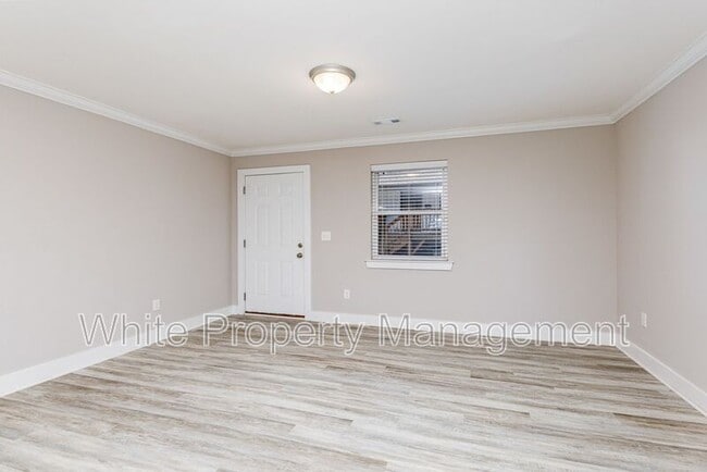 Building Photo - 3340 Washburn Ave