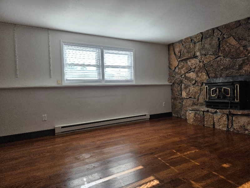 Building Photo - 124 Deer Trail Ave