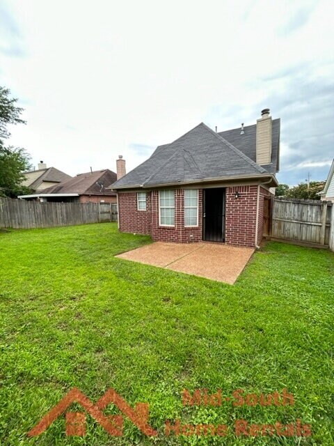 Building Photo - 434 N Ericson Rd