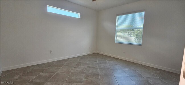 Building Photo - 20697 Hazelnut Ct