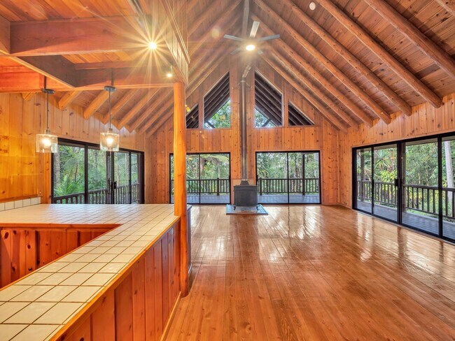 Building Photo - 3 bedrooms 2 bathroom with a large Loft for generational living + storage shed