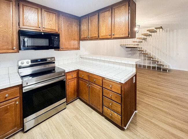 Building Photo - 3807 Camino Lindo