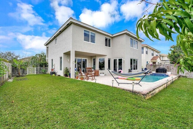 Building Photo - 16373 SW 30th St