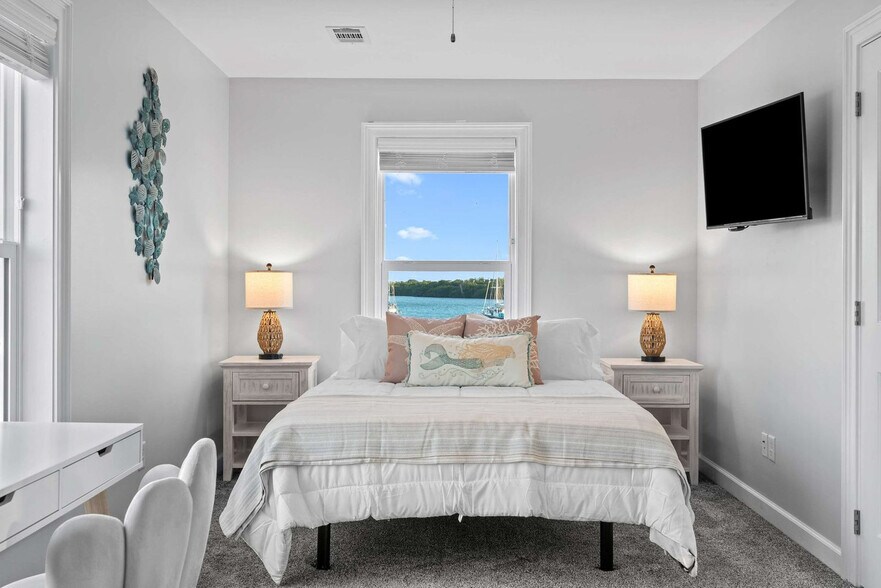 Building Photo - 1200 27th Street Ocean