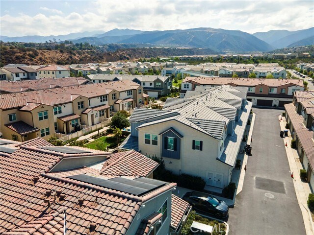 Building Photo - 3959 Lavine Wy