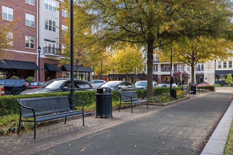 Building Photo - 1319 Rodessa Run