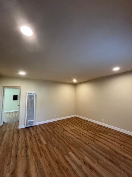 Building Photo - 7972 Farm St