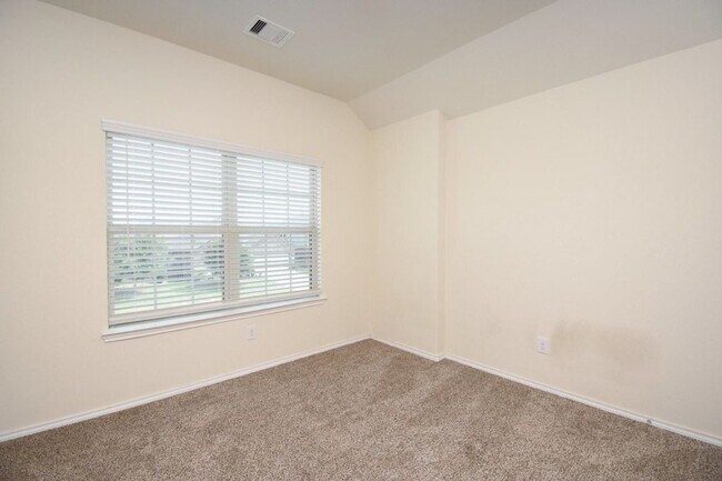 Building Photo - 9431 Summer River Dr