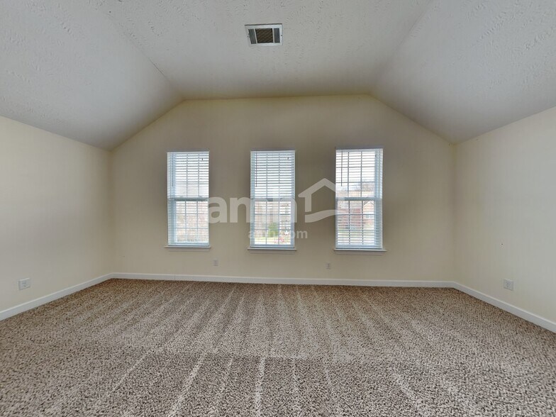 Building Photo - 7275 Santeelah Way