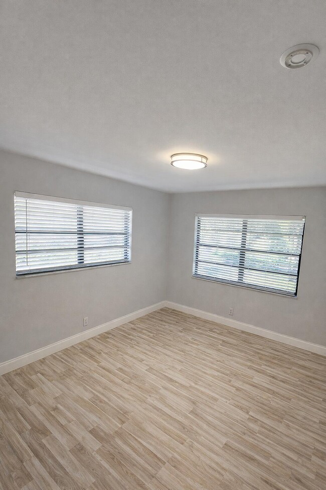 Building Photo - 11596 NW 45th St