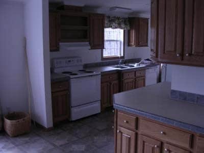 Building Photo - Extra Clean 3 Bedroom 2 Bath Modular Home with Central Heat & AC near Lowes in Sylva $1800 a mont...