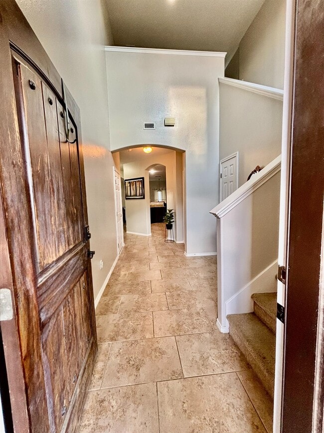 Building Photo - 11221 Sierra Gorda Dr