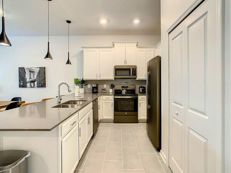 Building Photo - 8883 Cabot Cliffs Dr