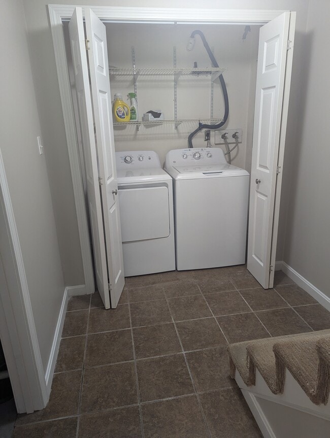 Building Photo - 118 Bayberry Ln