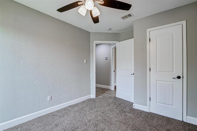 Building Photo - 19 Ranch House Loop